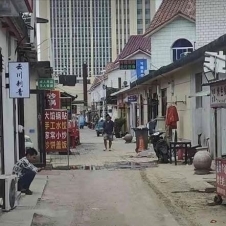 #天津#,#扫街# 2] 天津 西青龙居扫街 闲着无事去龙居转了转 巷子里有骑电瓶车的女的问你玩不玩