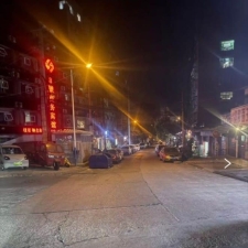 #南充#,#扫街#,#站街# 2] 南充 站街聚集地 站在街道两旁的女人都是站街女 一般快餐150 价格200