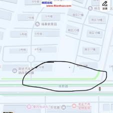 #南京#,#扫街#,#路边店# 三个店 小区门口右边两个 左边一个 右边两个是养生店 左边没标识 300kc 加价有服务 之前两个wt玩过真爽 毒龙舔的头皮发麻